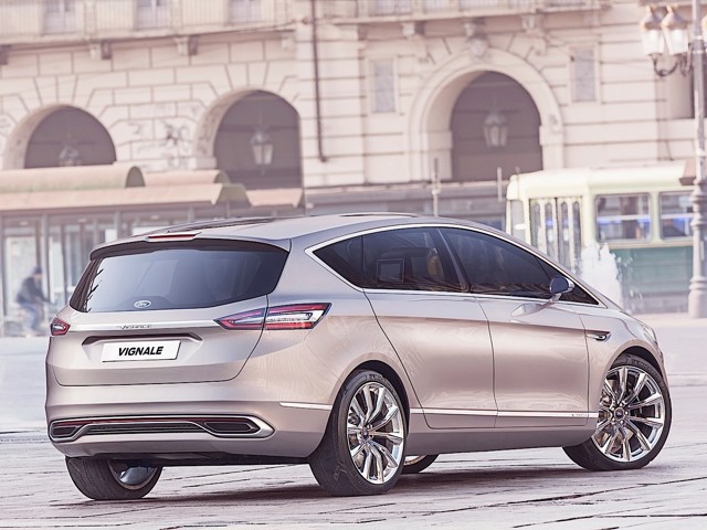Ford S-Max photo 35