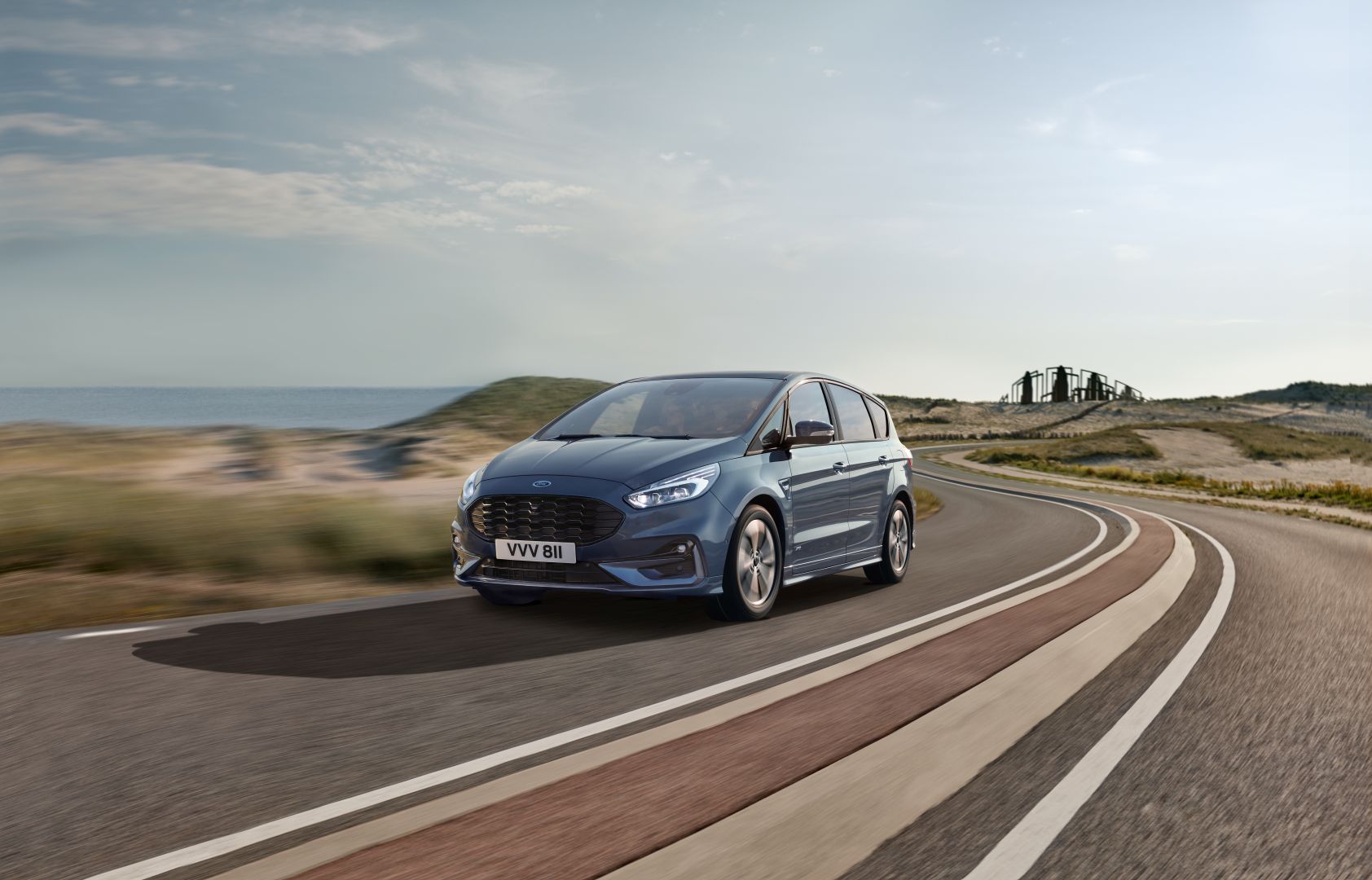 Ford S-Max photo 10