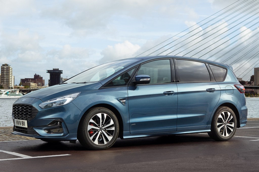 Ford S-Max photo 4