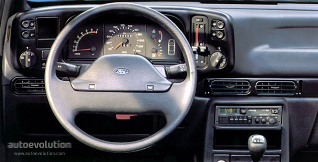 Ford Scorpio Sedan foto 4