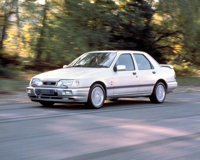 Ford Sierra Sedan photo 7