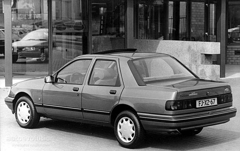 Ford Sierra Sedan photo 3