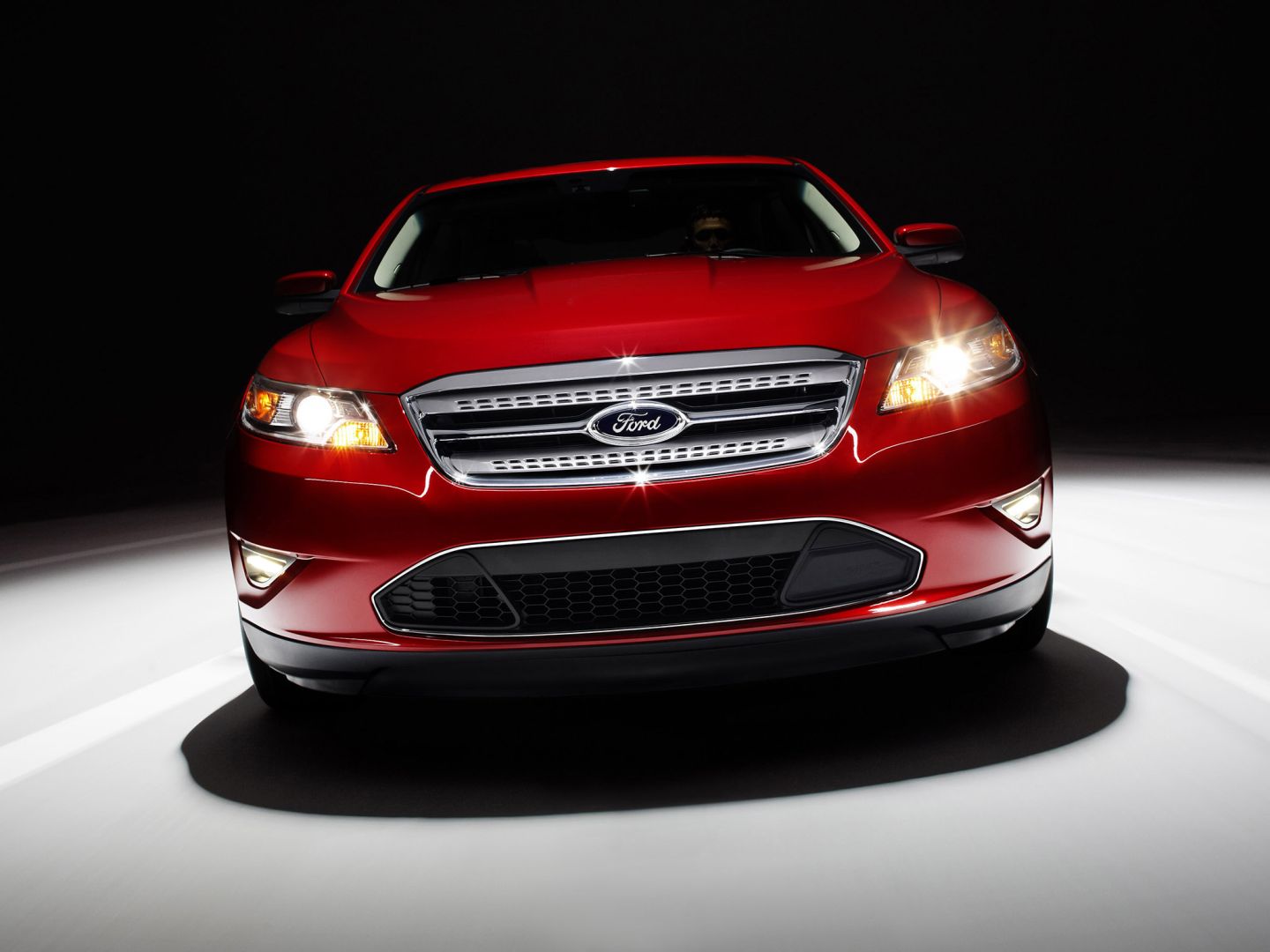 Ford Taurus Sho photo 19