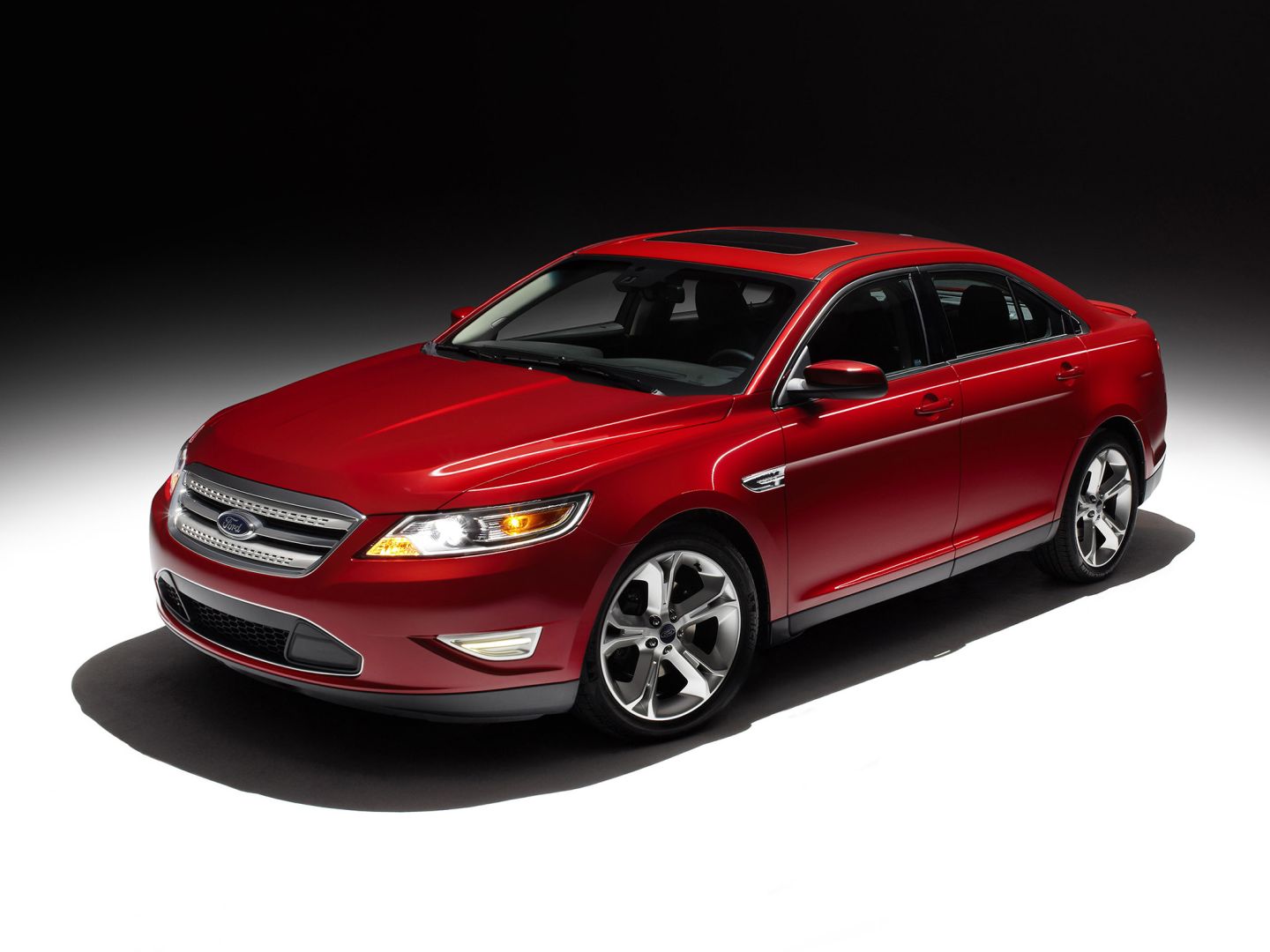 Ford Taurus Sho photo 21