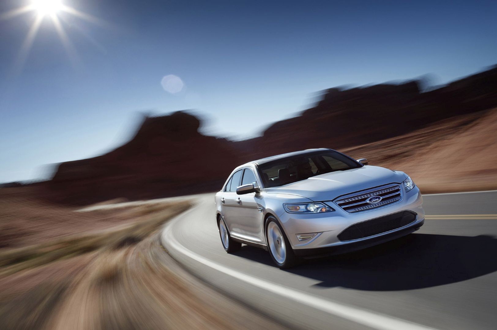 Ford Taurus Sho photo 33