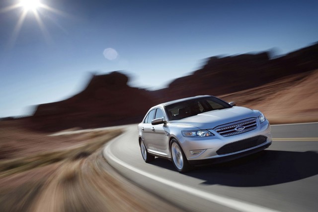 Ford Taurus Sho photo 33
