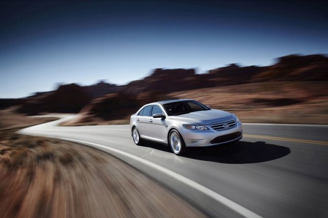 Ford Taurus Sho photo 37