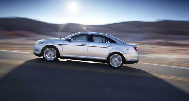 Ford Taurus Sho photo 42