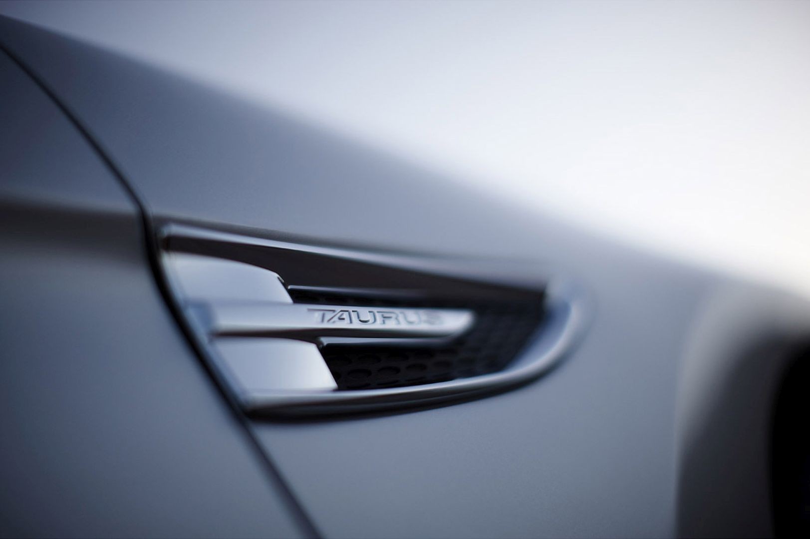 Ford Taurus Sho photo 47