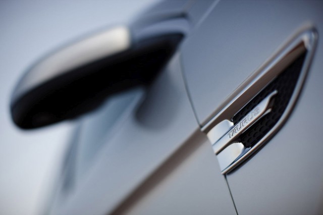 Ford Taurus Sho photo 49