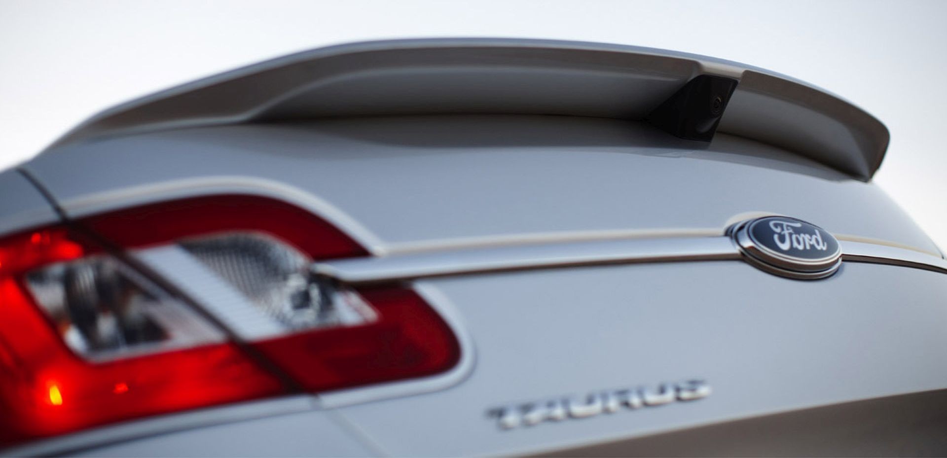 Ford Taurus Sho photo 54