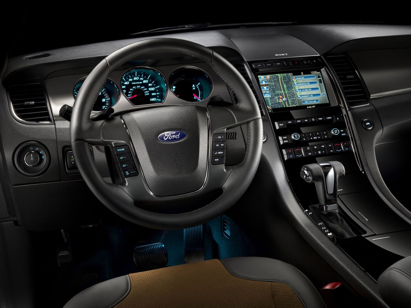 Ford Taurus Sho photo 66