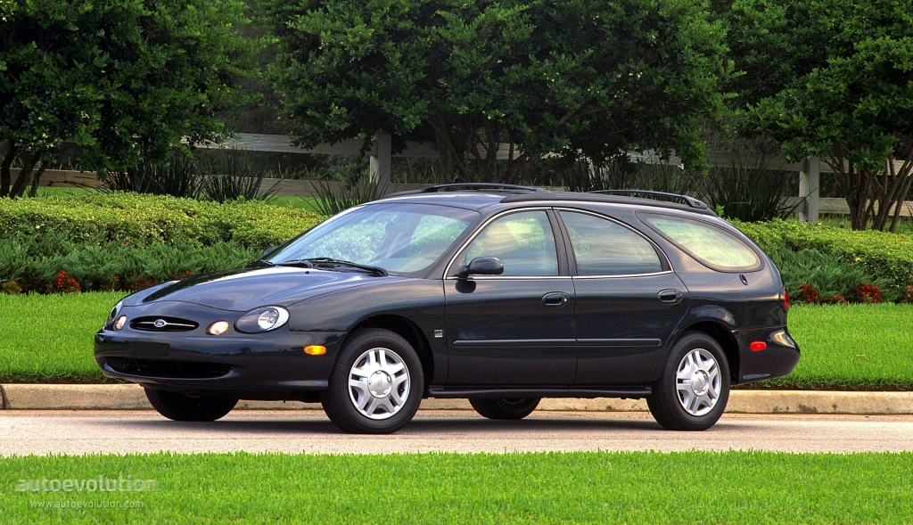 Ford Taurus Wagon photo 2
