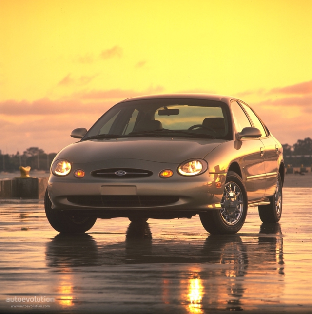 FORD Taurus