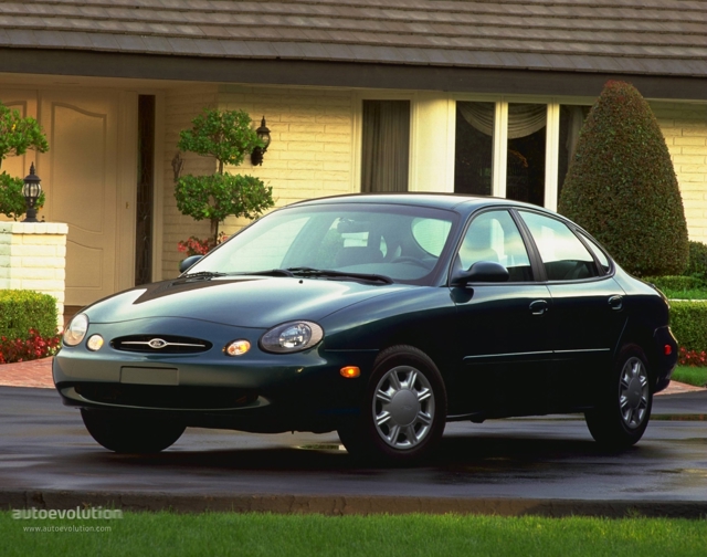 Ford Taurus photo 3
