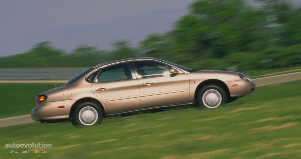 Ford Taurus photo 4