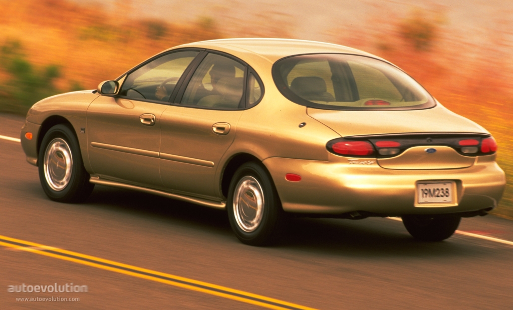 Ford Taurus photo 6