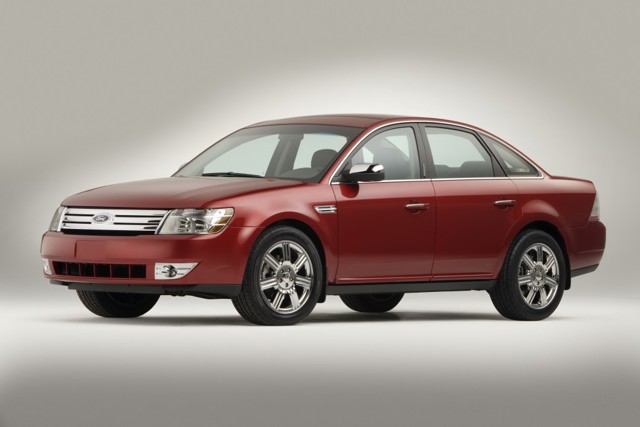 Ford Taurus photo 24