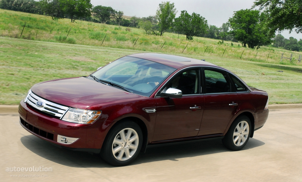 Ford Taurus photo 2