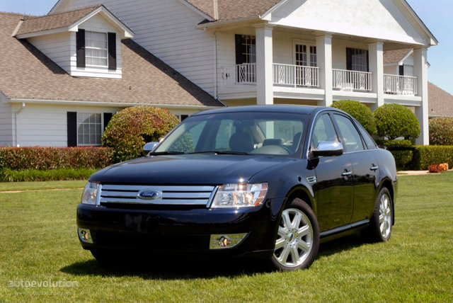 Ford Taurus photo 5