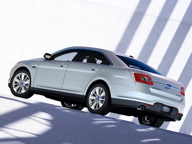 Ford Taurus photo 18