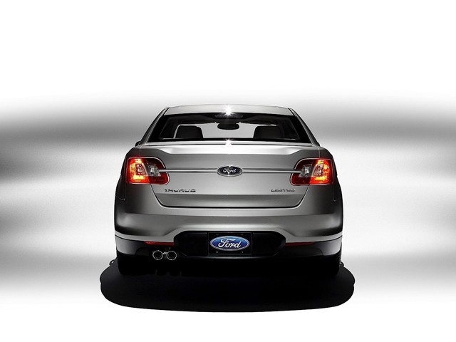 Ford Taurus photo 26