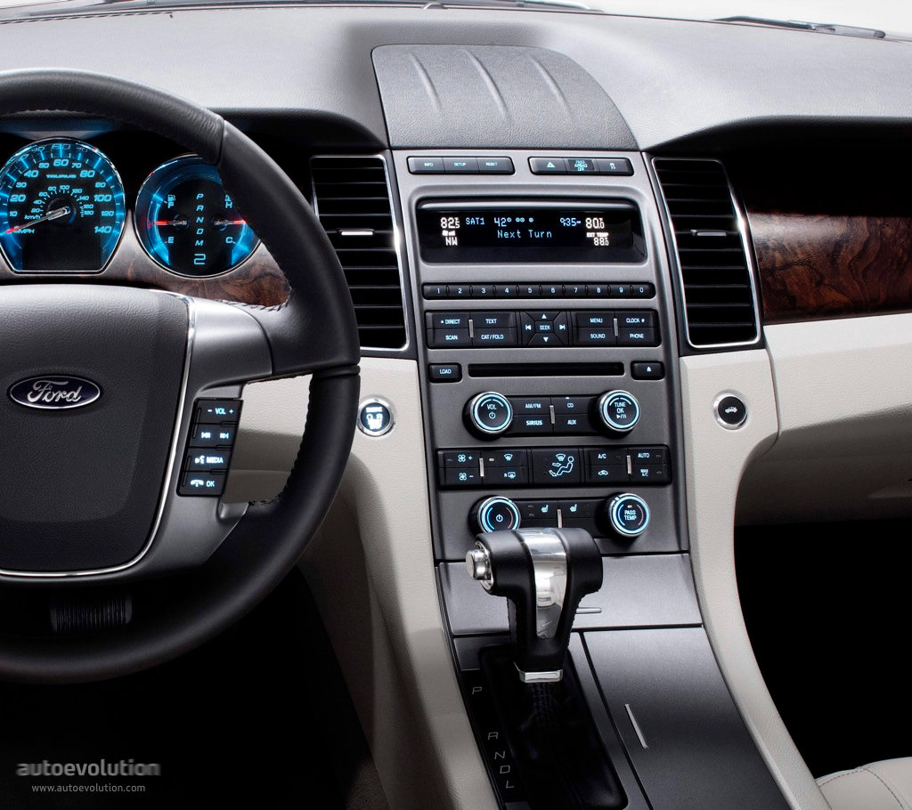 Ford Taurus photo 38