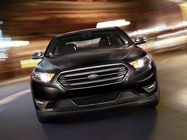 Ford Taurus photo 13