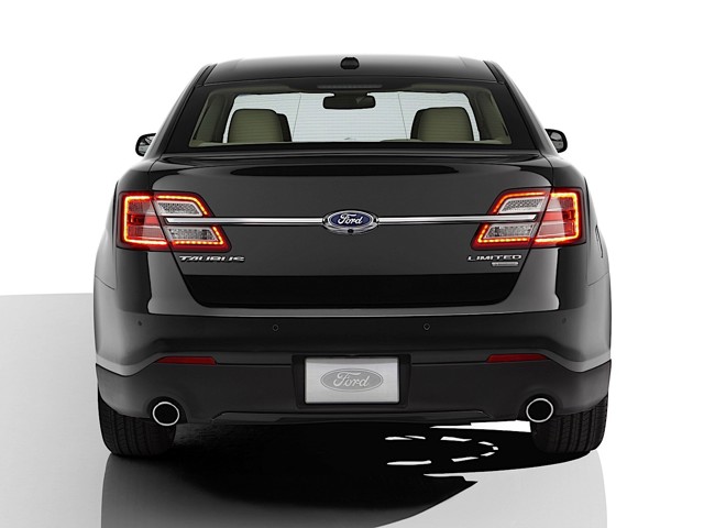 Ford Taurus photo 18