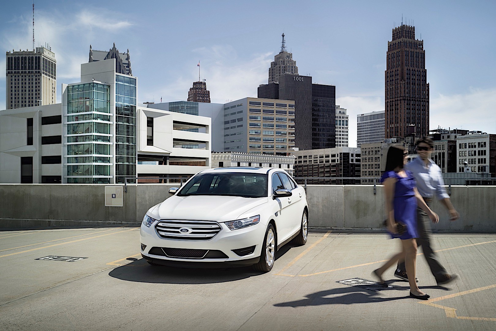 Ford Taurus photo 23
