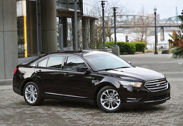 Ford Taurus photo 24