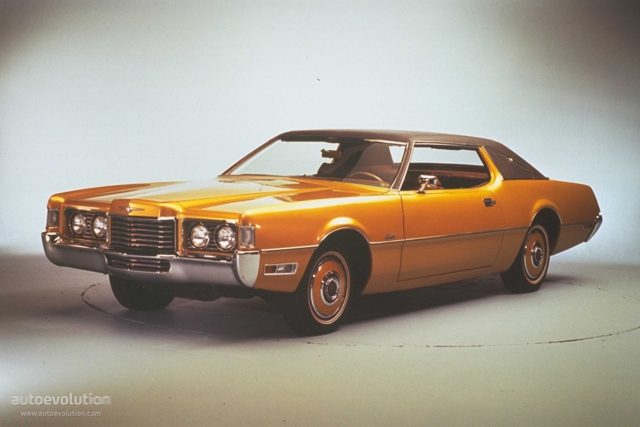 FORD Thunderbird