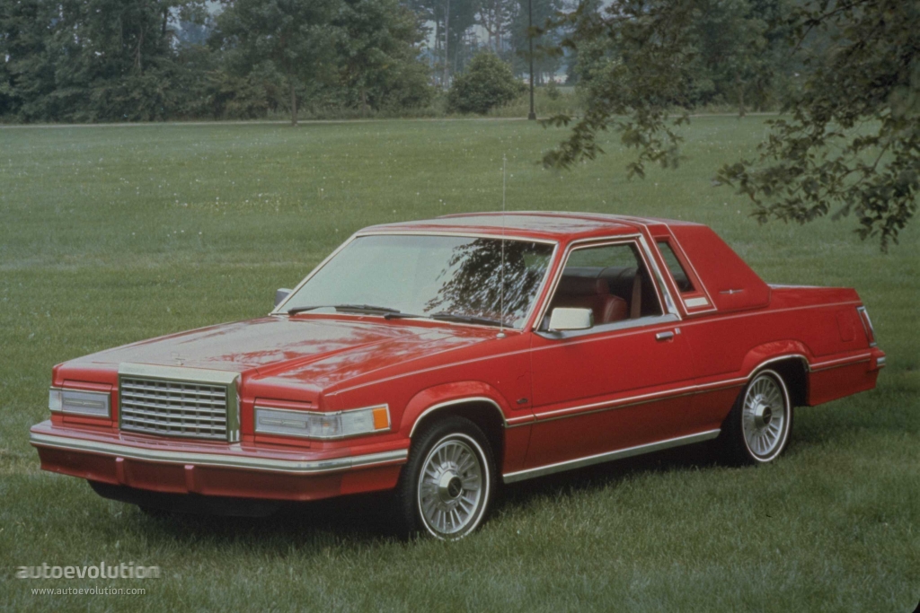 Ford Thunderbird photo 2