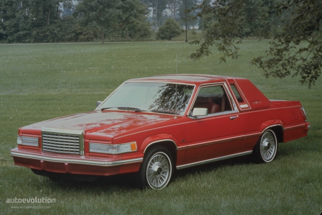 Ford Thunderbird photo 2