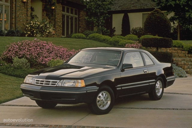 Ford Thunderbird foto 4