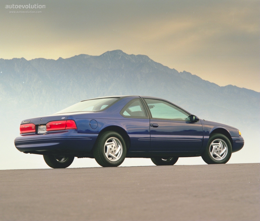 Ford Thunderbird photo 11