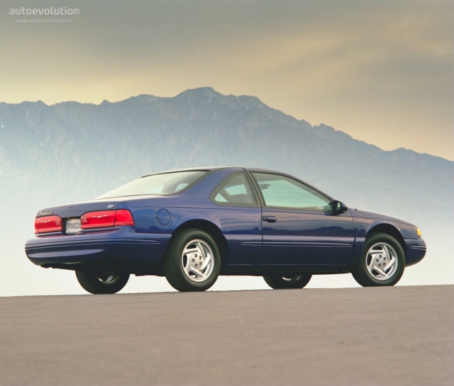 Ford Thunderbird photo 11
