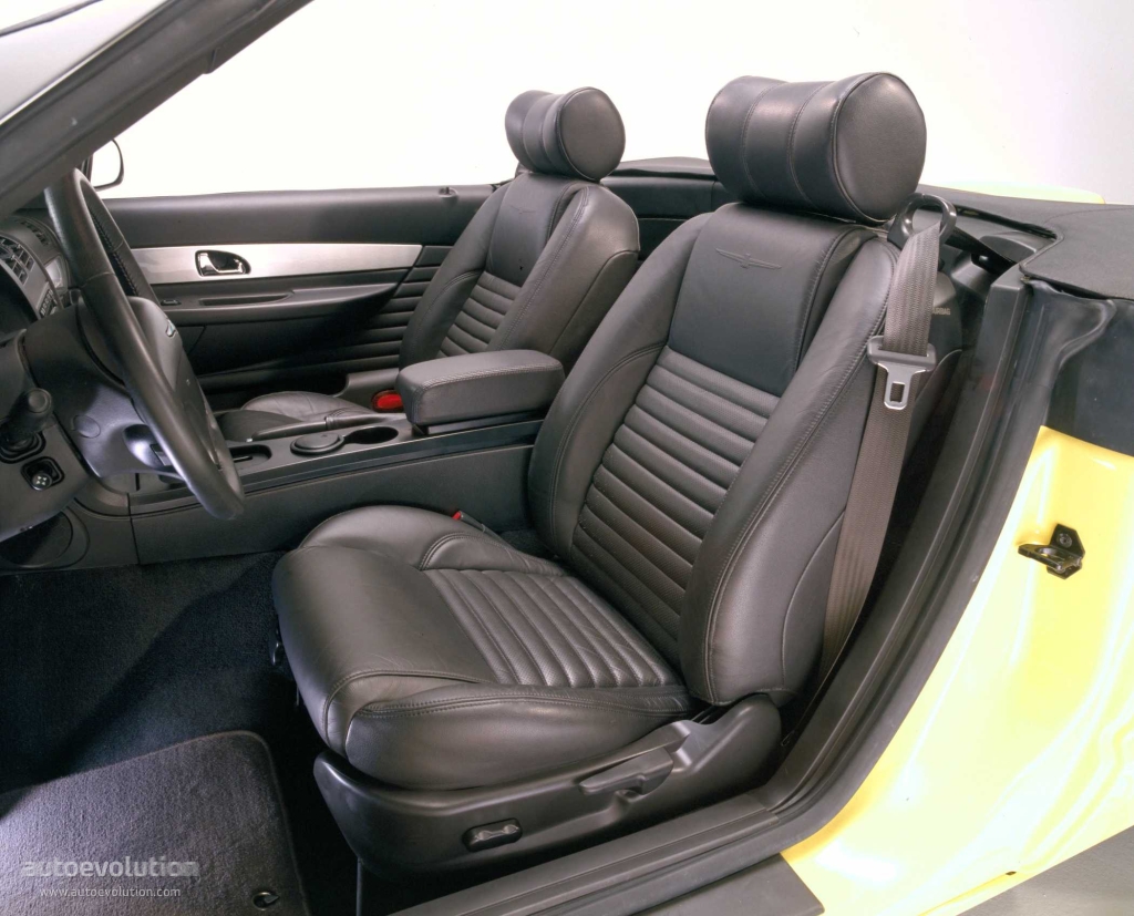 Ford Thunderbird photo 10