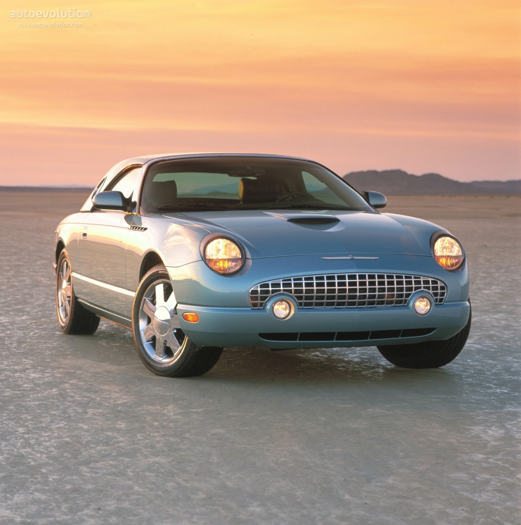 Ford Thunderbird photo 3