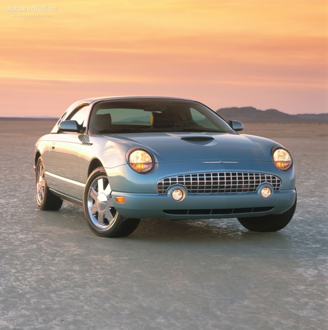 Ford Thunderbird photo 3