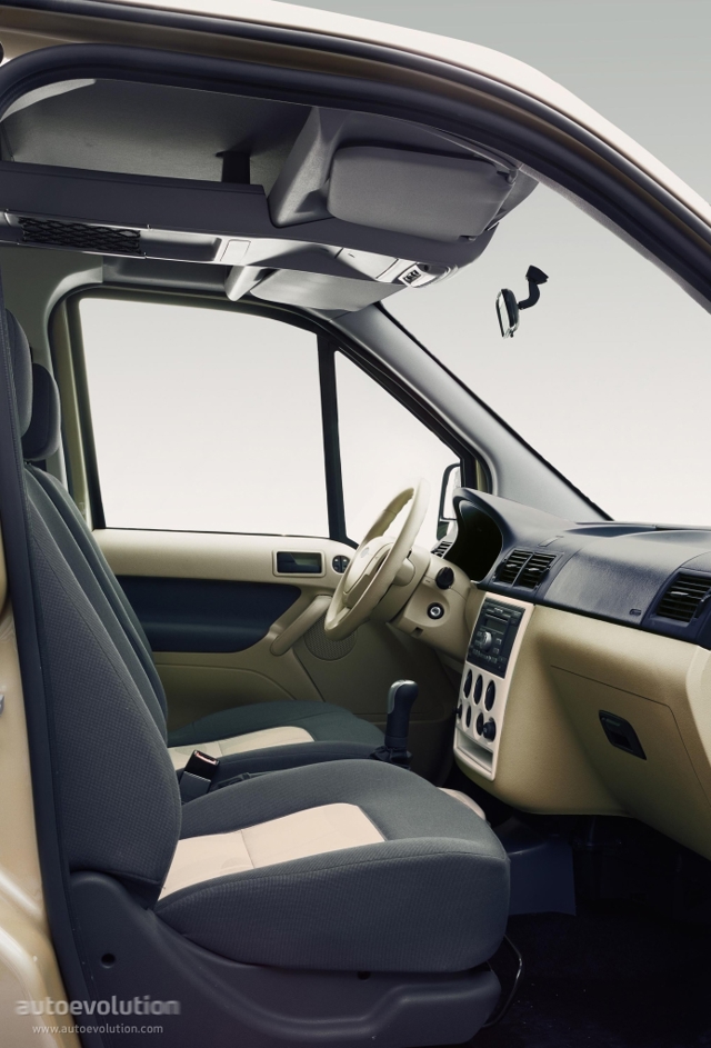 Ford Tourneo photo 4