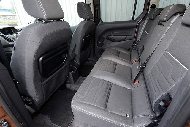 Ford Tourneo photo 19
