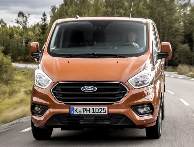 Ford Tourneo photo 10