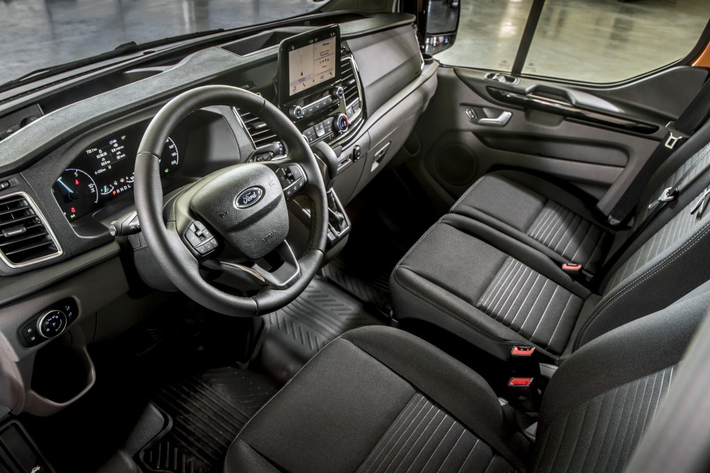 Ford Tourneo photo 18