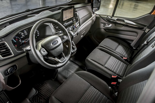 Ford Tourneo photo 18