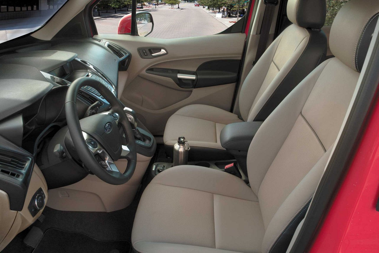 Ford Tourneo photo 22