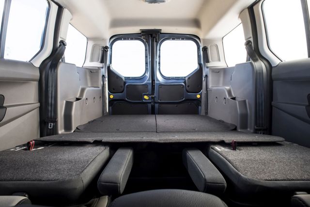 Ford Transit Connect Wagon photo 12