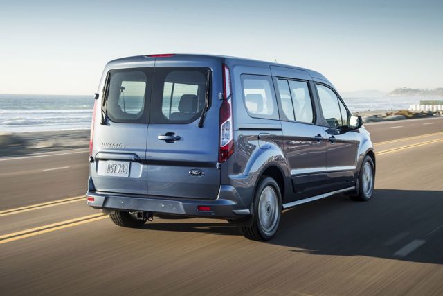 Ford Transit Connect Wagon photo 3