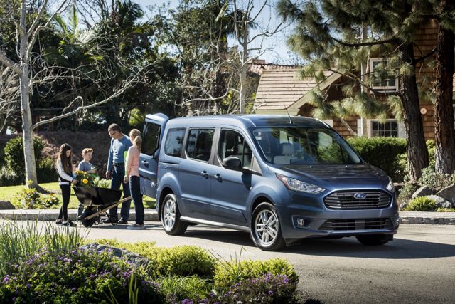 Ford Transit Connect Wagon photo 5
