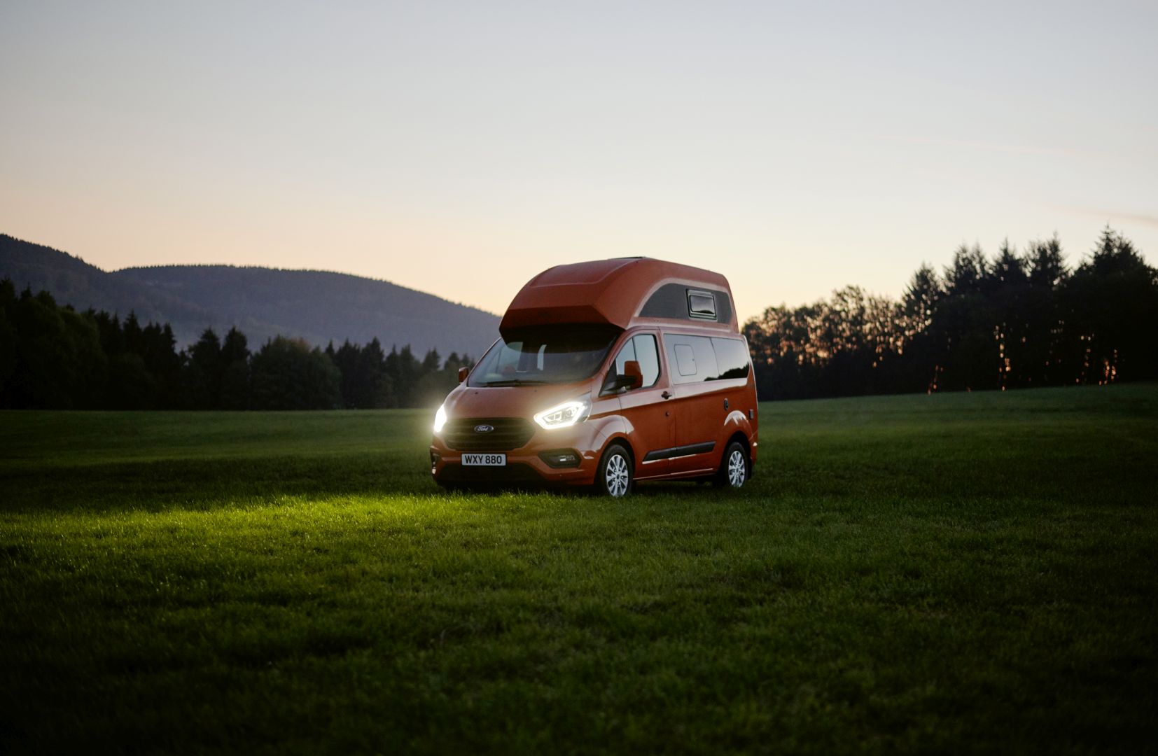 Ford Transit Custom photo 11